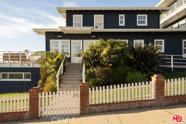 1000 The Strand, Manhattan Beach, CA, 90266