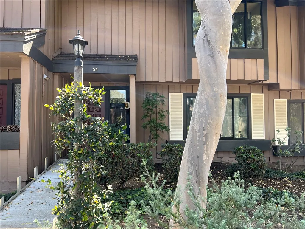Northridge, CA 91324