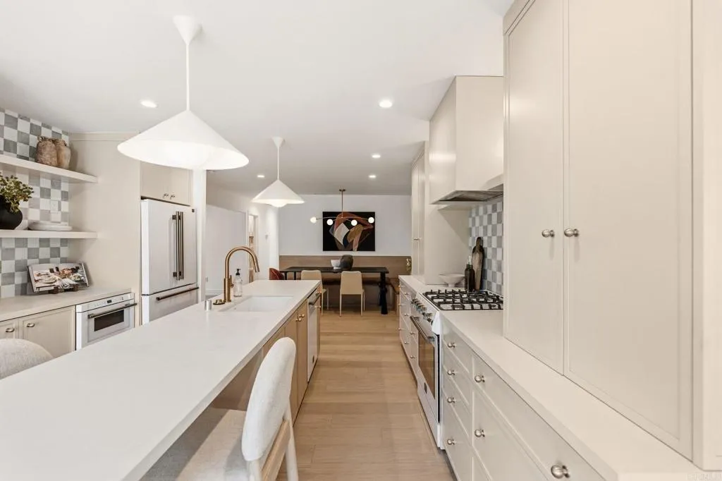 https://cdn.realtyfeed.com/cdn/127/306684949/26a4e90d6cba46460ffa1ed4a37a650f.webp