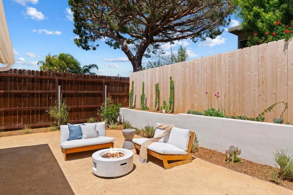 https://cdn.realtyfeed.com/cdn/127/306684949/2d3926849593be122444c6625ee96dce.webp