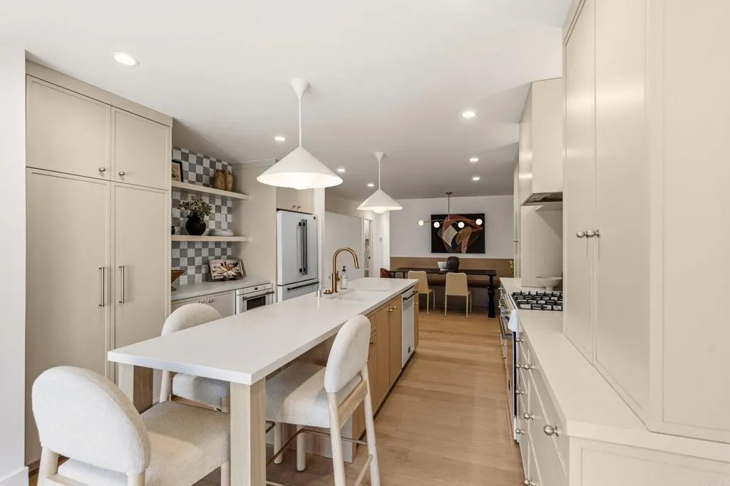 https://cdn.realtyfeed.com/cdn/127/306684949/50ceaa2720365855055b9cf682dd1751.webp