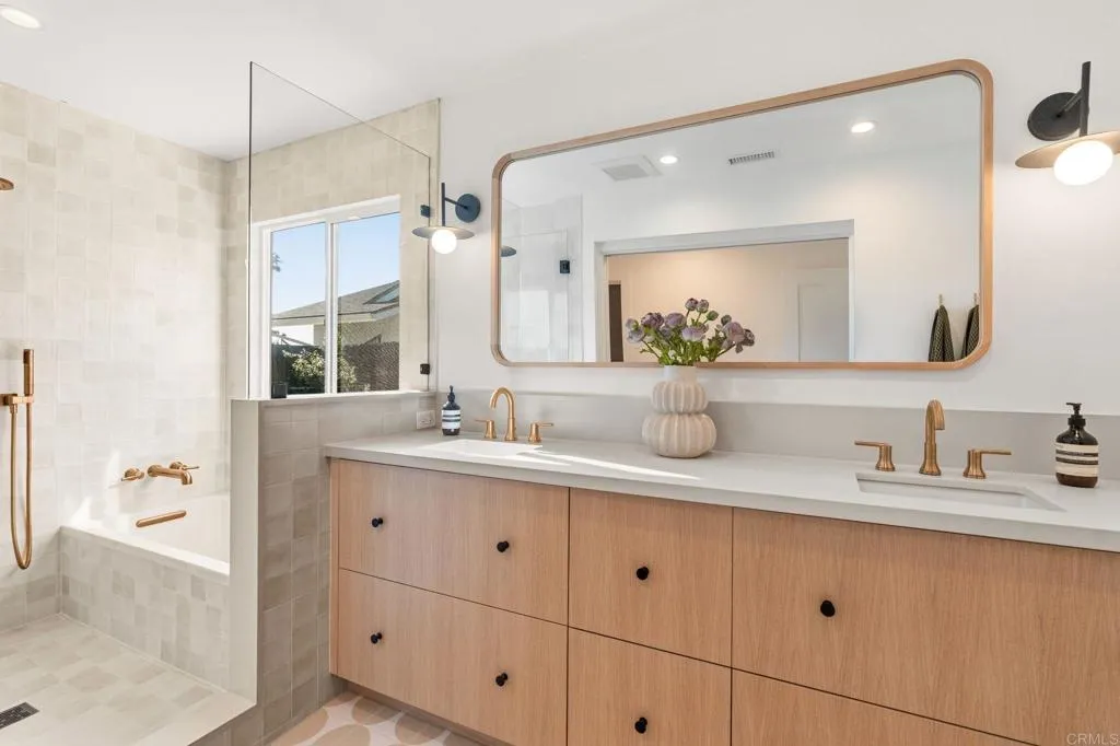 https://cdn.realtyfeed.com/cdn/127/306684949/5df9a8c363949dfc83c33d926073924c.webp