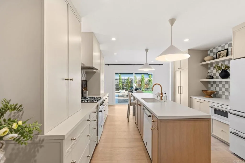 https://cdn.realtyfeed.com/cdn/127/306684949/7ef21b414601a4483a2998f1abb2980a.webp
