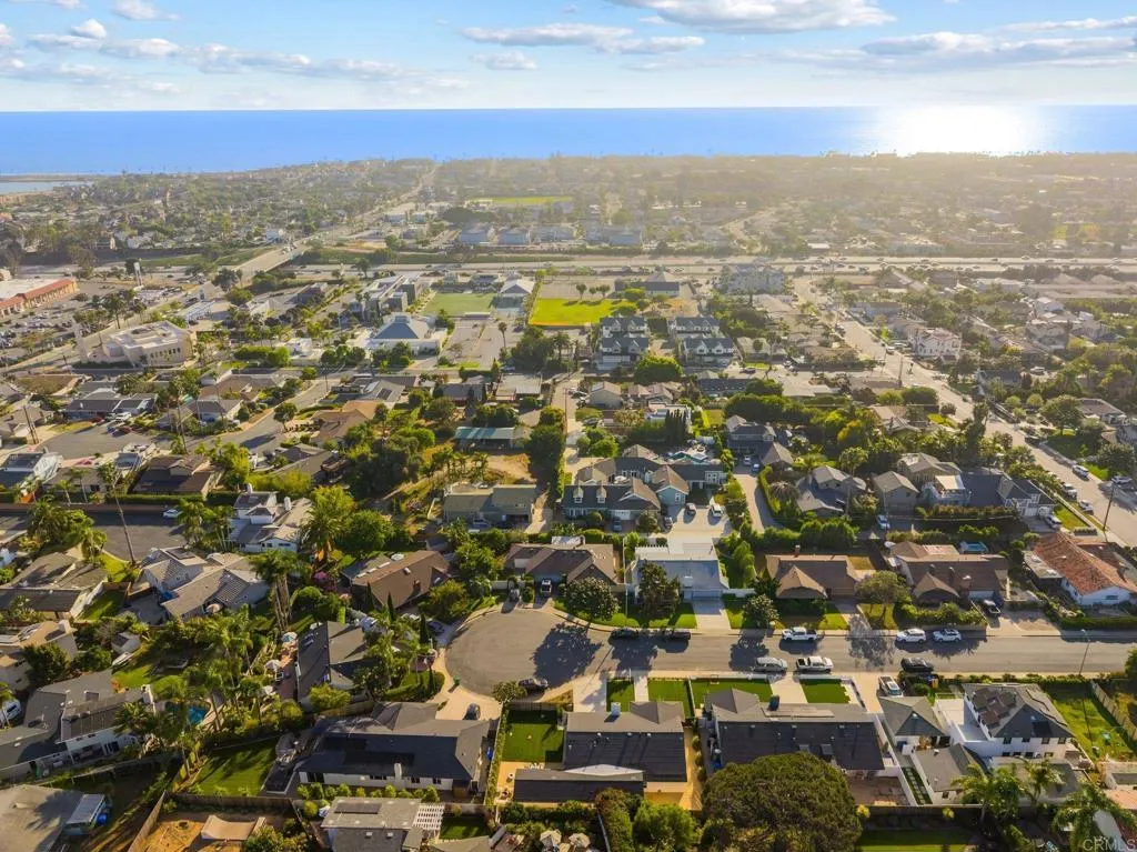 https://cdn.realtyfeed.com/cdn/127/306684949/eefd4ac207ebe9109a87c294b100f8ae.webp