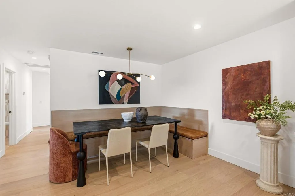 https://cdn.realtyfeed.com/cdn/127/306684949/f10f0cf2859c6856d322e2072f4a9a0b.webp