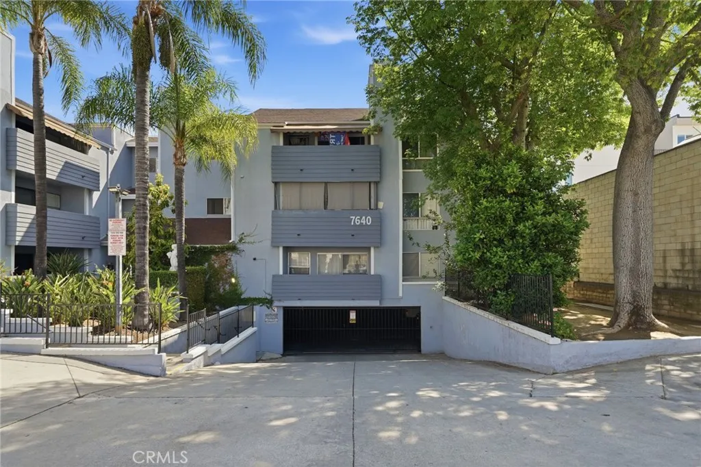 7640 Oso UNIT 318, Winnetka, CA, 91306