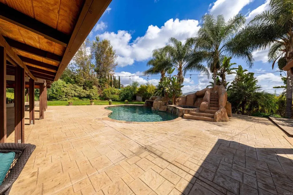 https://cdn.realtyfeed.com/cdn/127/306685021/5b6020b8c794d4856993fca804863d3e.webp