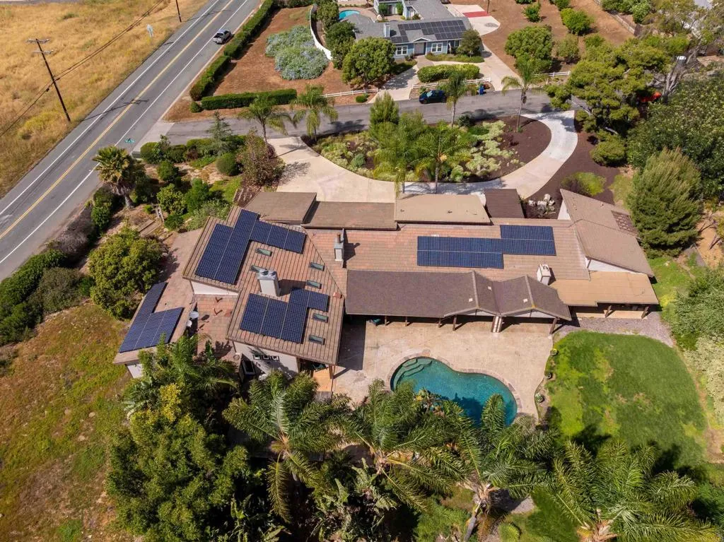 https://cdn.realtyfeed.com/cdn/127/306685021/5ec2230dcece3511de28bf8f47d07499.webp