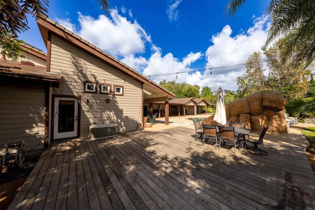 https://cdn.realtyfeed.com/cdn/127/306685021/644f382eee31fd9cc24206341065c3b9.webp