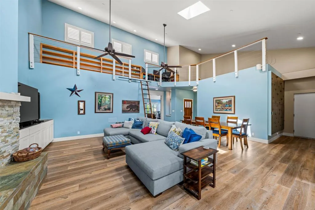 https://cdn.realtyfeed.com/cdn/127/306685021/97661262128ff606fe0820776cc3e566.webp