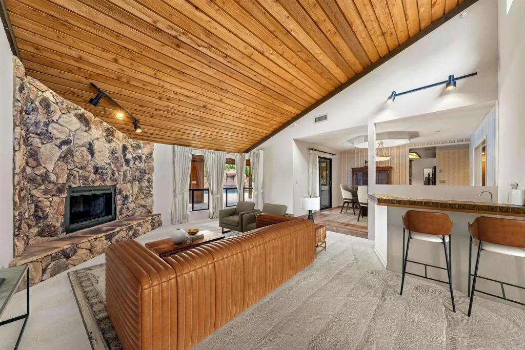 https://cdn.realtyfeed.com/cdn/127/306685021/aad2840f09b0da3be4c4b41bbaffdcb0.webp