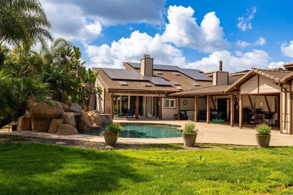 https://cdn.realtyfeed.com/cdn/127/306685021/d81e644d74e307b081136f4f8f11767d.webp