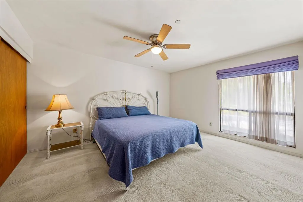 https://cdn.realtyfeed.com/cdn/127/306685021/ddb20342d7730f3ca37e297f7f5c1422.webp