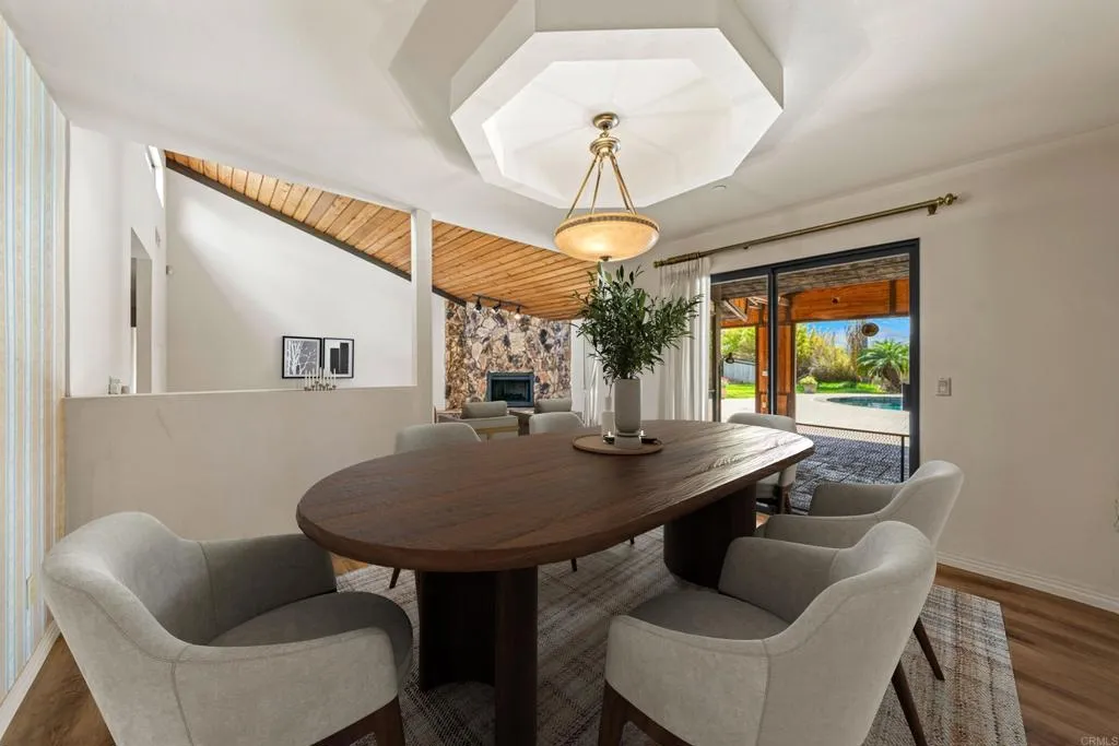 https://cdn.realtyfeed.com/cdn/127/306685021/f3e1c85c2ac33dbab465a4e5519af799.webp