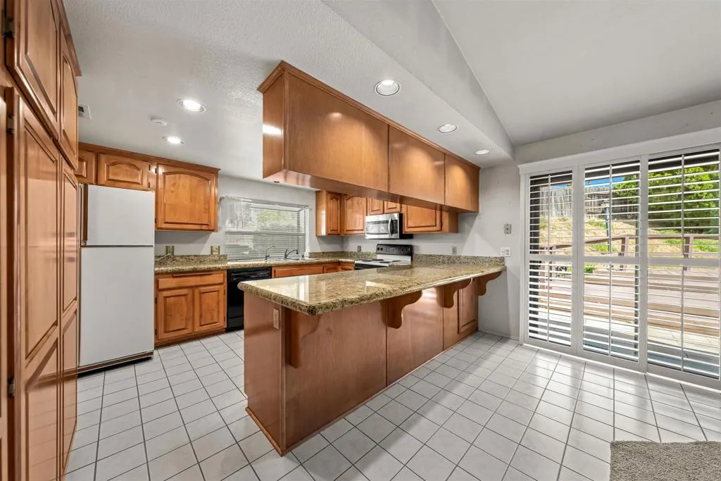 https://cdn.realtyfeed.com/cdn/127/306685029/0ba459b304e37d87ee3df75c143ef95f.webp