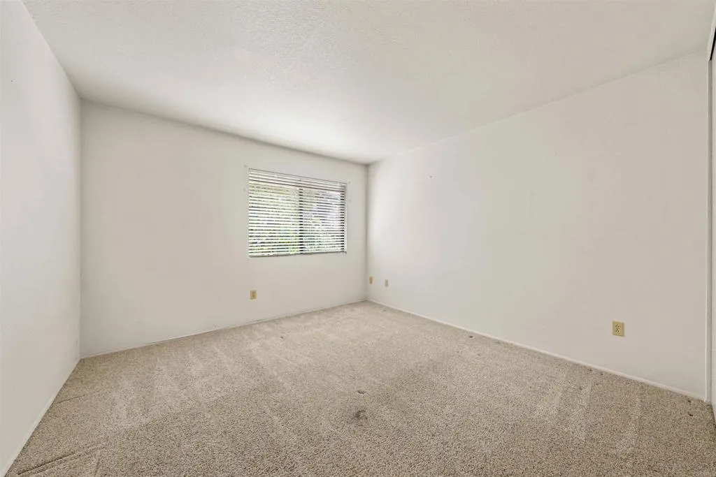https://cdn.realtyfeed.com/cdn/127/306685029/6c03fcd1110096f61488049dfada25ff.webp
