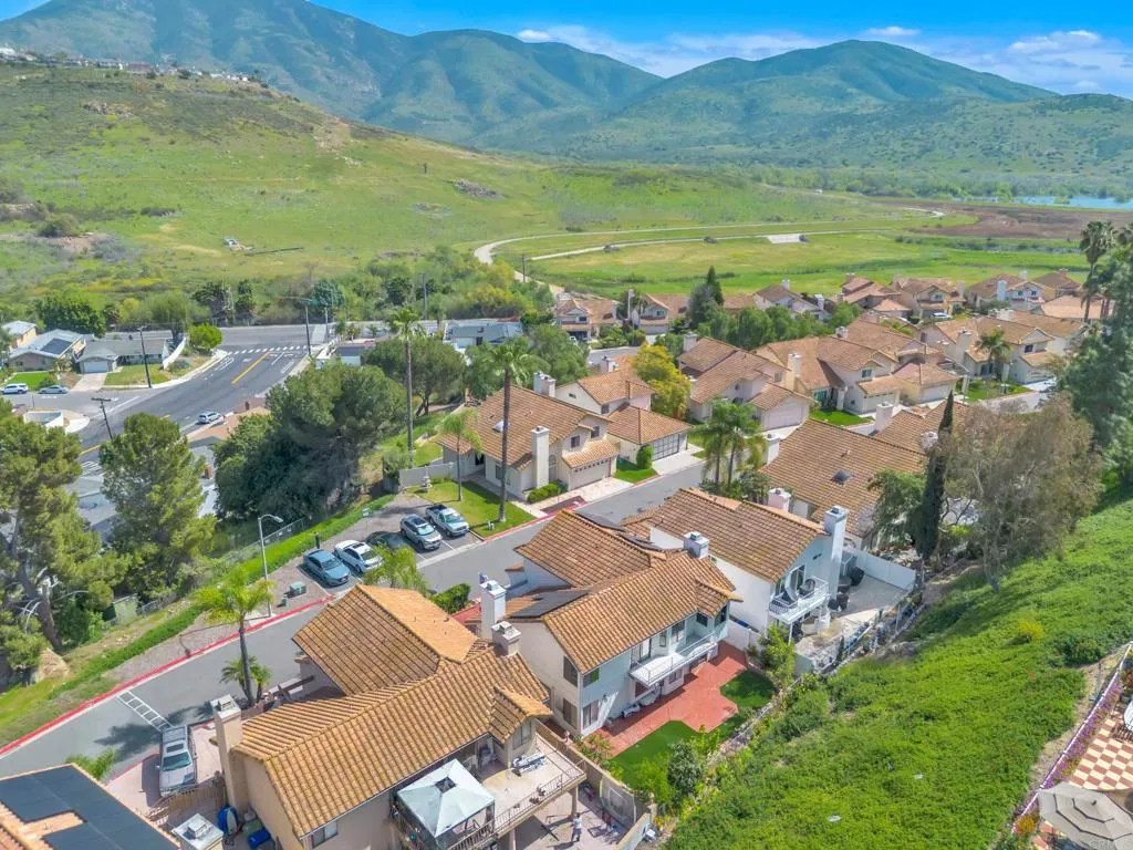 https://cdn.realtyfeed.com/cdn/127/306685062/b52bb0521ec2096cb6cb76c0783f8bc9.webp