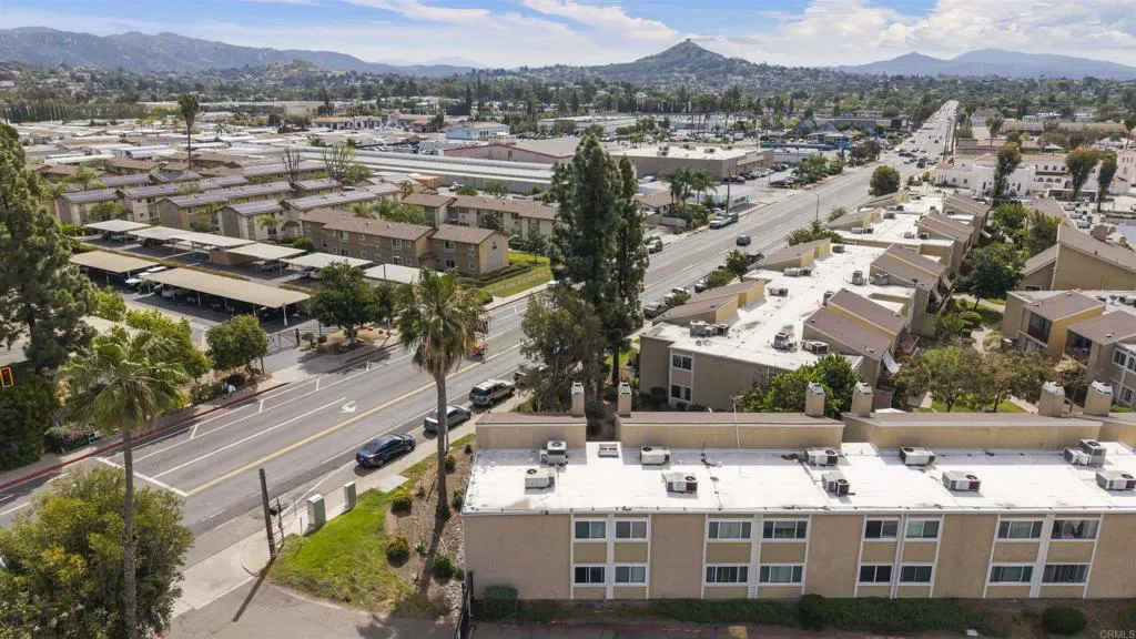 https://cdn.realtyfeed.com/cdn/127/306685122/d1d95177b70f8db55c408ef8787e82f8.webp