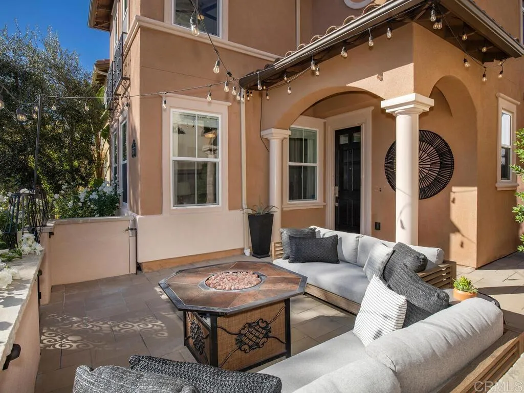 https://cdn.realtyfeed.com/cdn/127/306685155/53b22a97624632687542c10050c3abff.webp