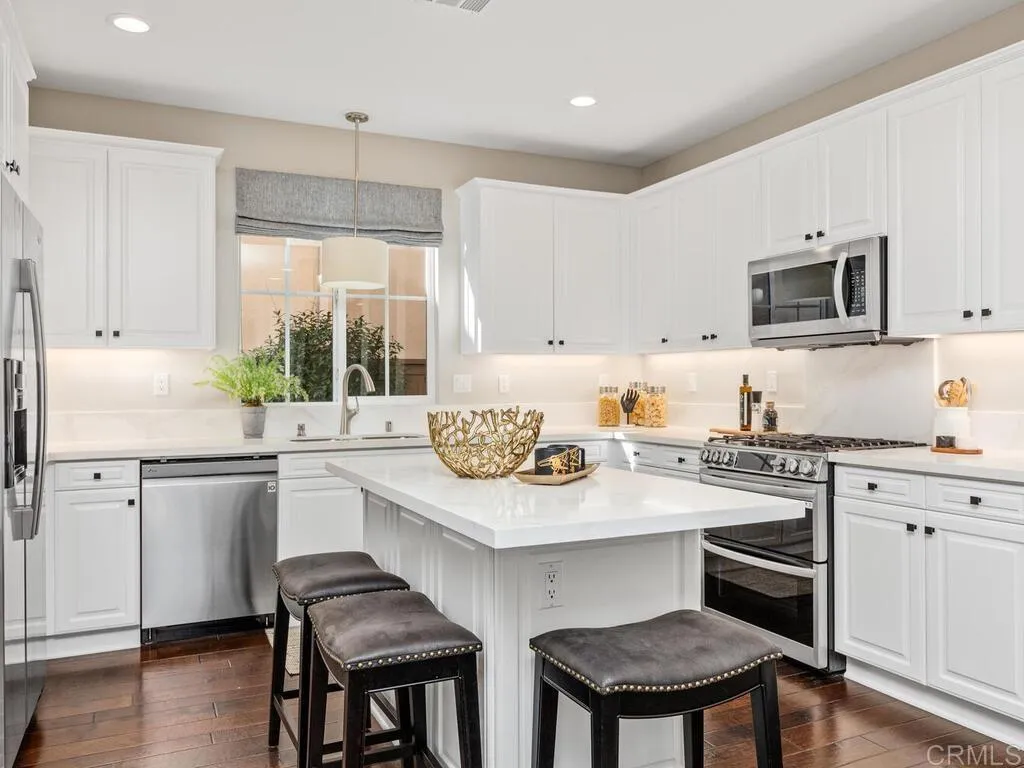 https://cdn.realtyfeed.com/cdn/127/306685155/b610ddaf0ea57e56824fa747a92212ed.webp