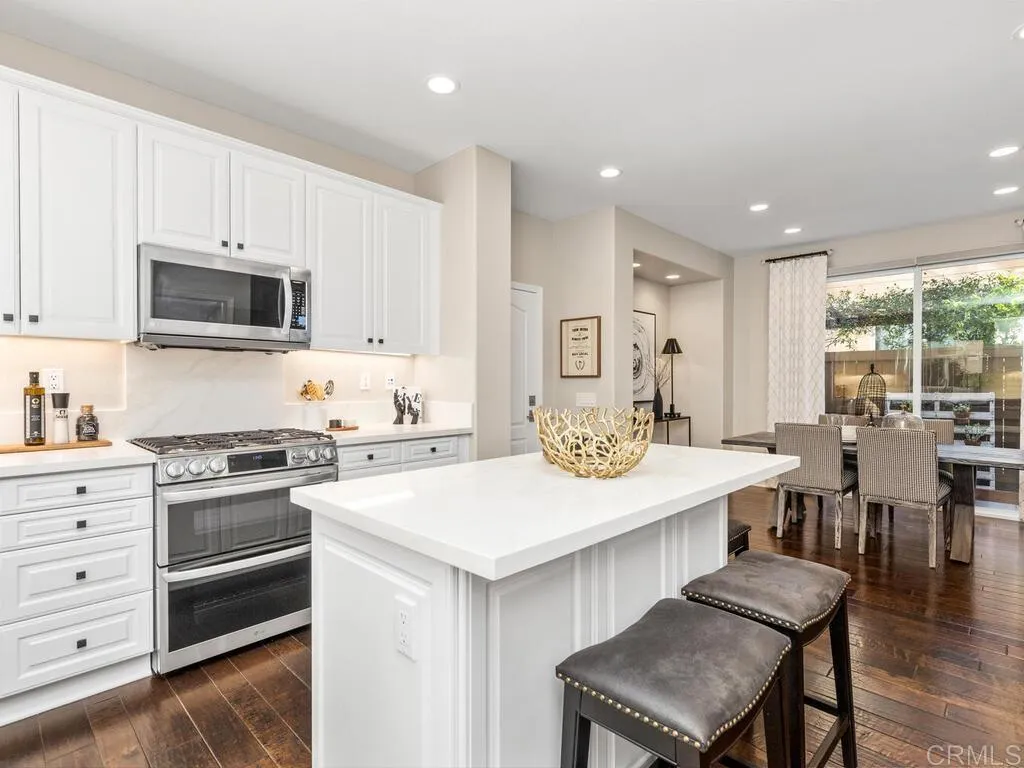 https://cdn.realtyfeed.com/cdn/127/306685155/f231597fd1701380b7bf6562d49467e3.webp