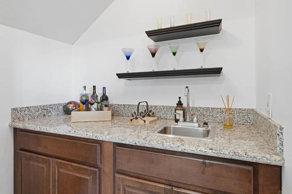 https://cdn.realtyfeed.com/cdn/127/306685220/e6f4bf36b72144c4c00d24311545820a.webp