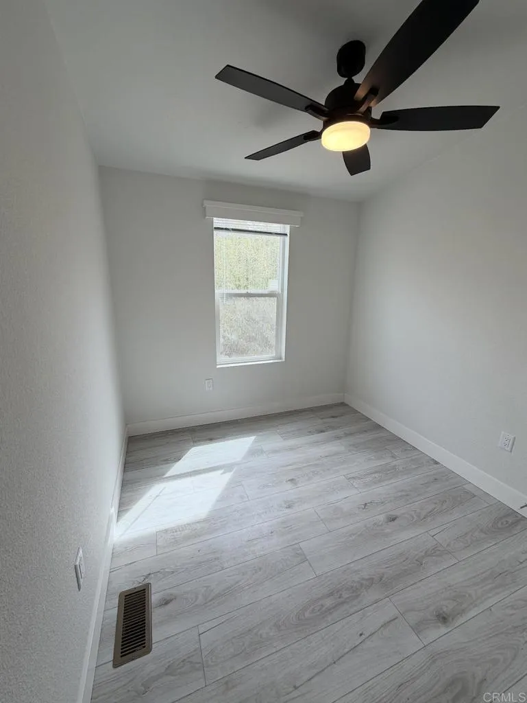 https://cdn.realtyfeed.com/cdn/127/306685257/e6c1db89f7c7bb5e2740dfb7d12e651c.webp