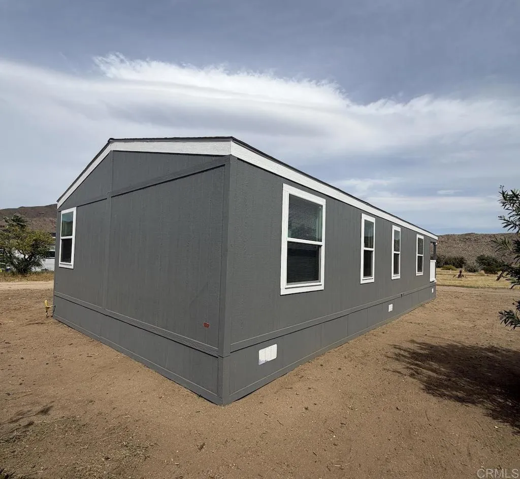 https://cdn.realtyfeed.com/cdn/127/306685257/ec227069a639c31bee8310a523b375ad.webp