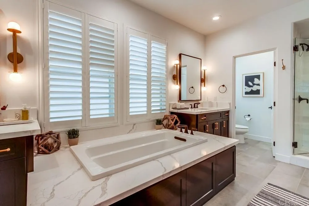 https://cdn.realtyfeed.com/cdn/127/306685263/43d818412d7dd838bbc68af2d6f74998.webp