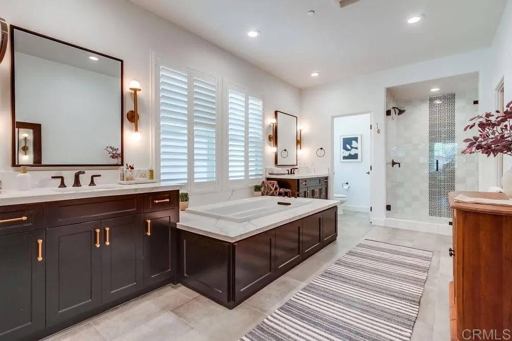 https://cdn.realtyfeed.com/cdn/127/306685263/8c064c7f0fb8209126e931ece9302b53.webp