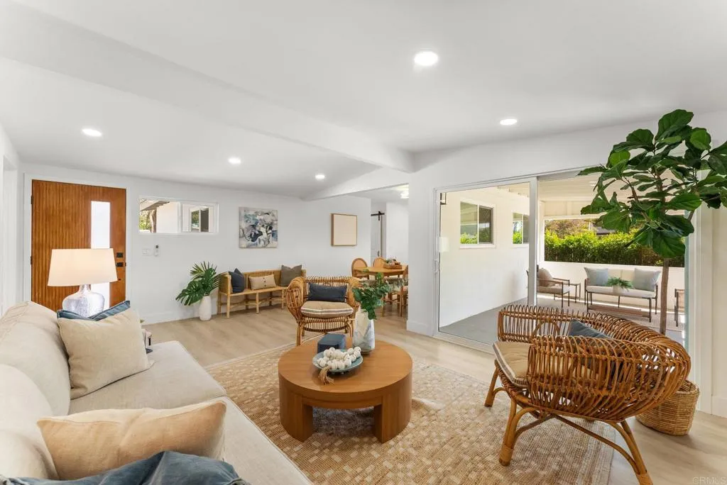https://cdn.realtyfeed.com/cdn/127/306685299/1b4208fb5a17ea9cf94308543eb21f28.webp