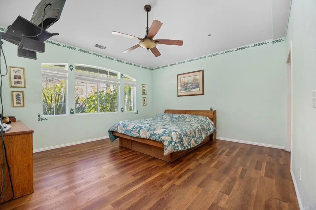 https://cdn.realtyfeed.com/cdn/127/306685302/100f5a4ffa0e9e571f529b9ea9bc3eb7.webp