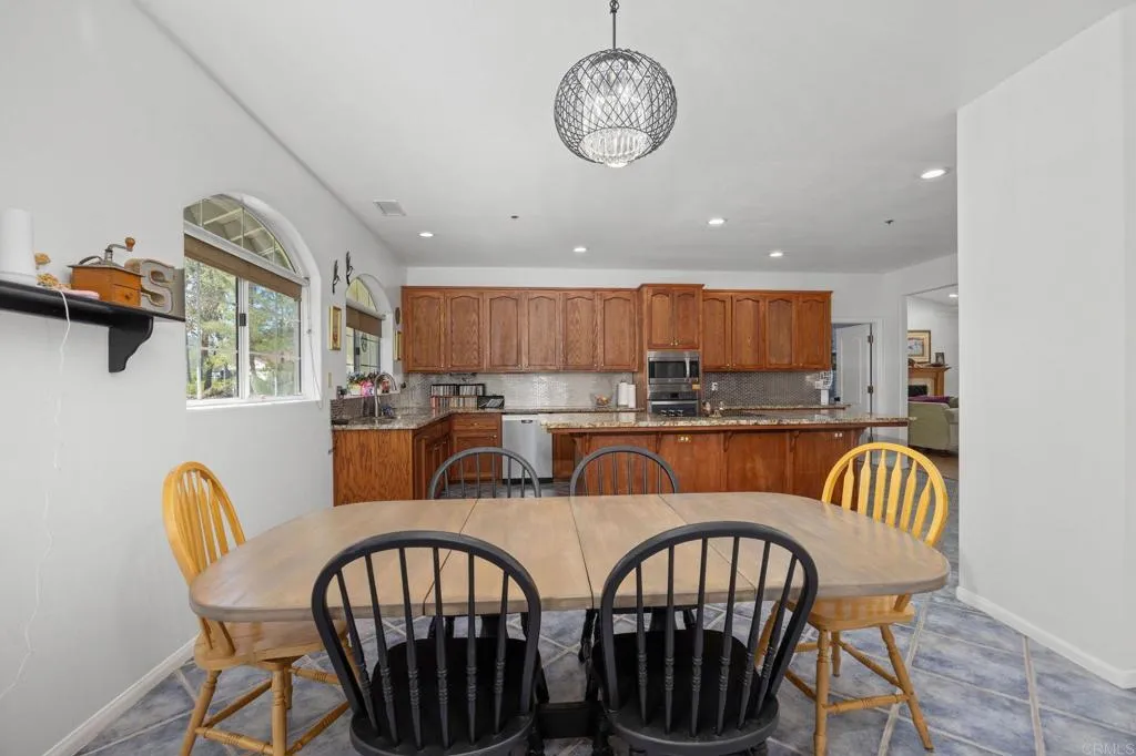 https://cdn.realtyfeed.com/cdn/127/306685302/1099d657afd74e870b100cb090621610.webp