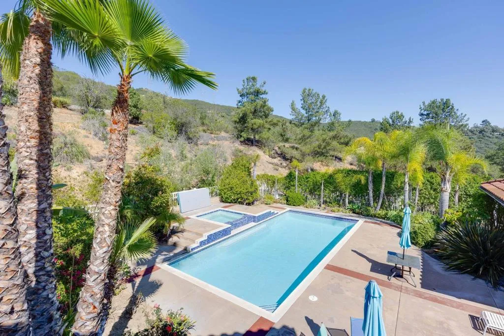 https://cdn.realtyfeed.com/cdn/127/306685302/1e182589a030bd6e52237c65dacd6121.webp