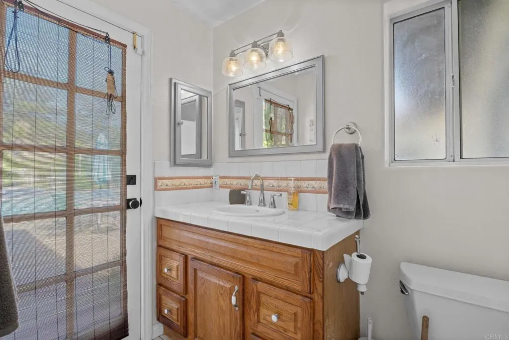 https://cdn.realtyfeed.com/cdn/127/306685302/425bd41baaa0cfaab0f000ff294308fc.webp