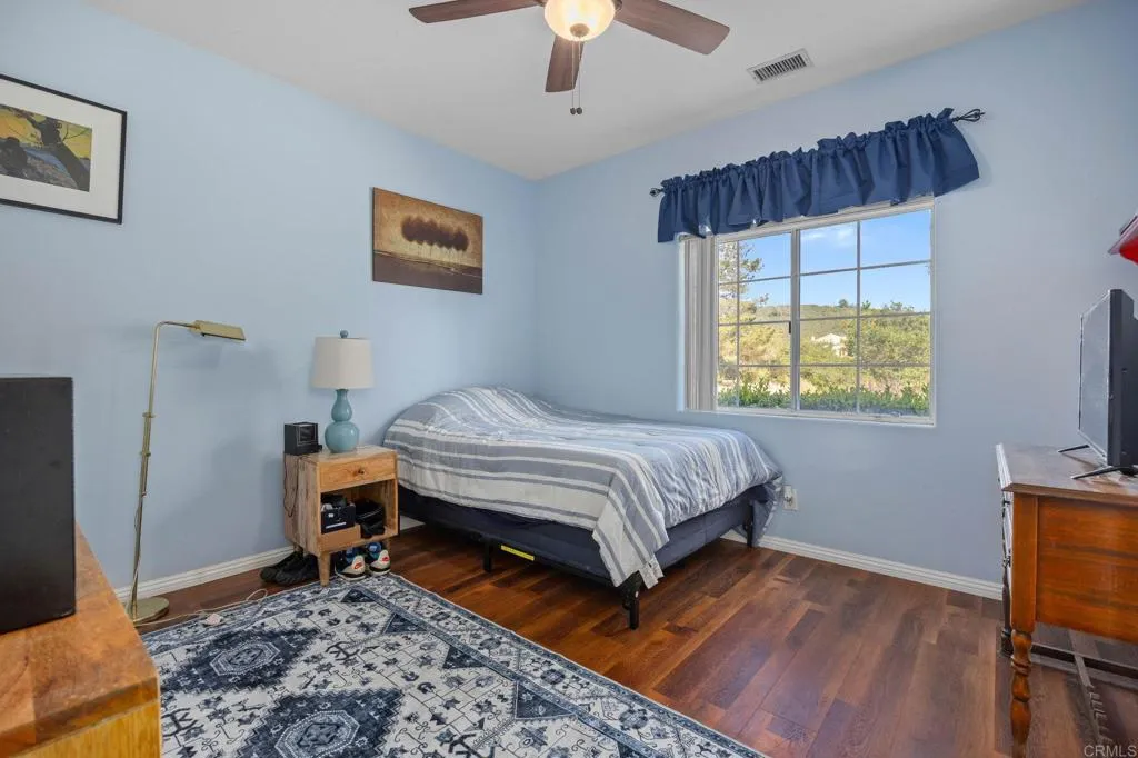 https://cdn.realtyfeed.com/cdn/127/306685302/981be7b5e427bd9efd87132f7212f415.webp