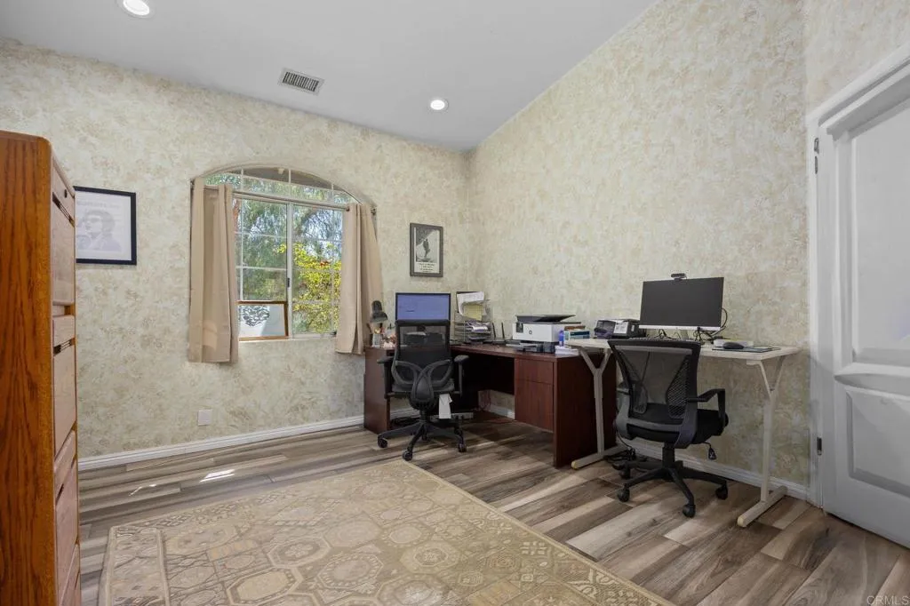 https://cdn.realtyfeed.com/cdn/127/306685302/c9aa1036747fc445b1388e025449cfc5.webp