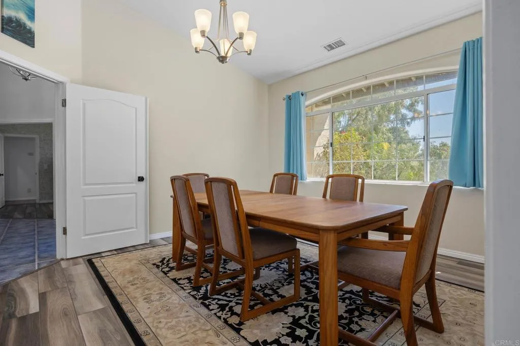 https://cdn.realtyfeed.com/cdn/127/306685302/e7b2be8c8d9bfba0a1439a7188fa2902.webp