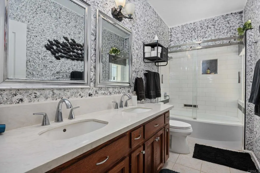 https://cdn.realtyfeed.com/cdn/127/306685302/f5a2f6fe0fd5f83ea494465ed9ffff24.webp