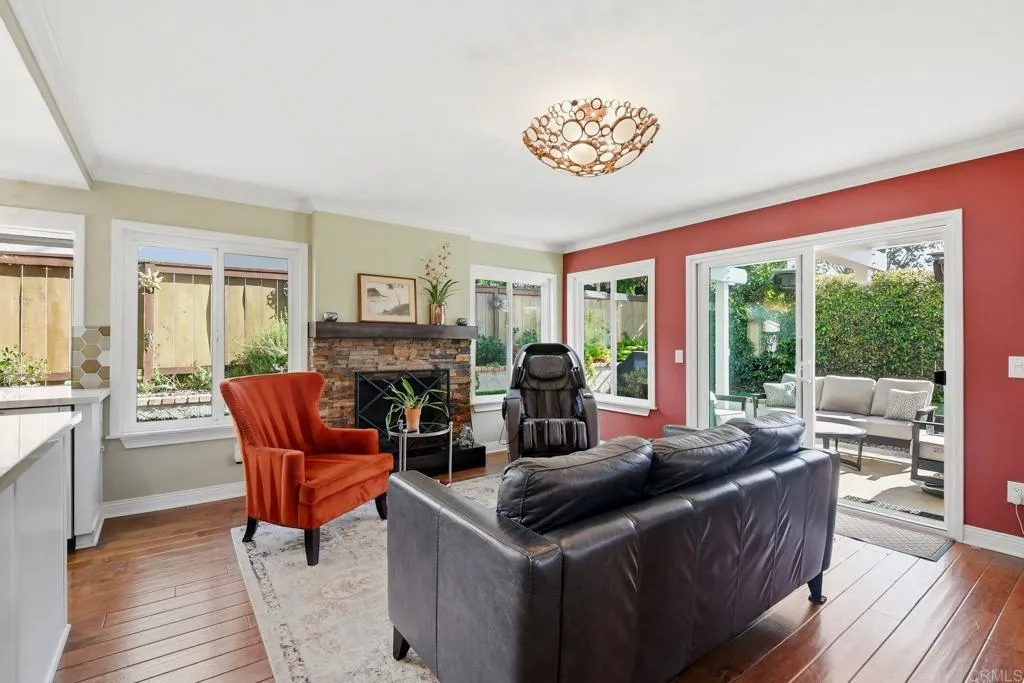 https://cdn.realtyfeed.com/cdn/127/306685375/eb5eaffb629920229bec48dc5745c801.webp