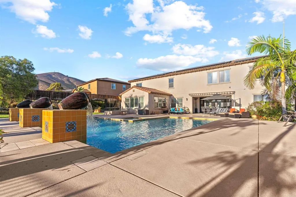 https://cdn.realtyfeed.com/cdn/127/306685484/43f93631ebfc7b975e0e4fba4eae4c24.webp