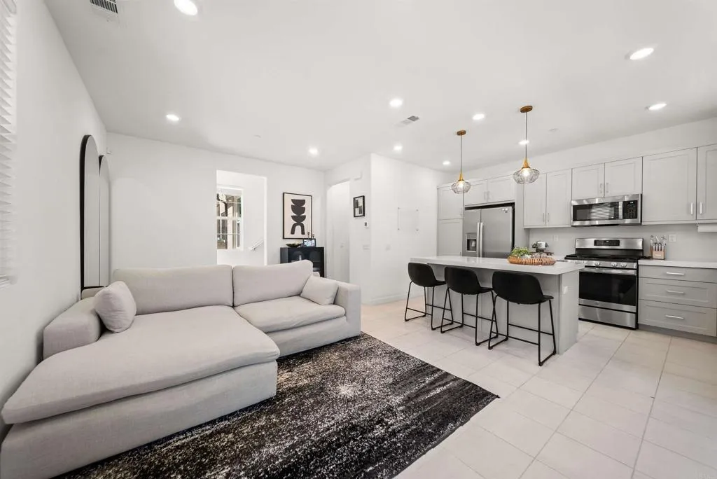 Photo #6: NDP2603325 Listing: Photo #6