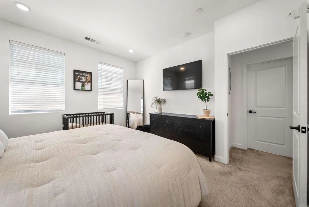 Photo #24: NDP2603325 Listing: Photo #24