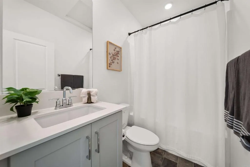 https://cdn.realtyfeed.com/cdn/127/306685531/5efd4f2afaab7459aeb8aabaf3ccaf5e.webp