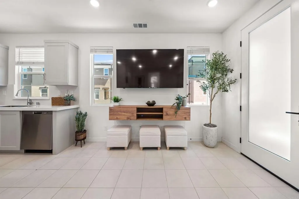 Photo #12: NDP2603325 Listing: Photo #12