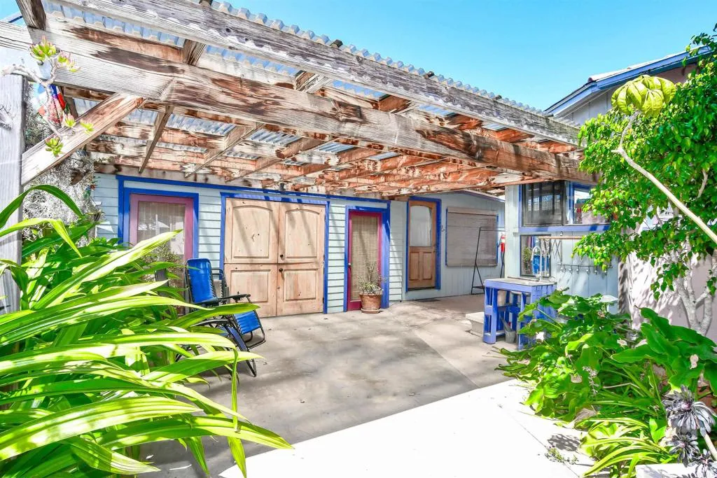 https://cdn.realtyfeed.com/cdn/127/306685535/b5950f1f59ddfc7a6a17645417b96427.webp