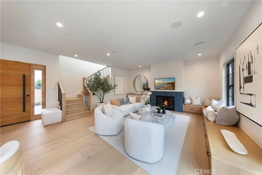1594 Redlands Place, Costa Mesa, CA 92627 - Photo 2 of 32, Costa Mesa, CA