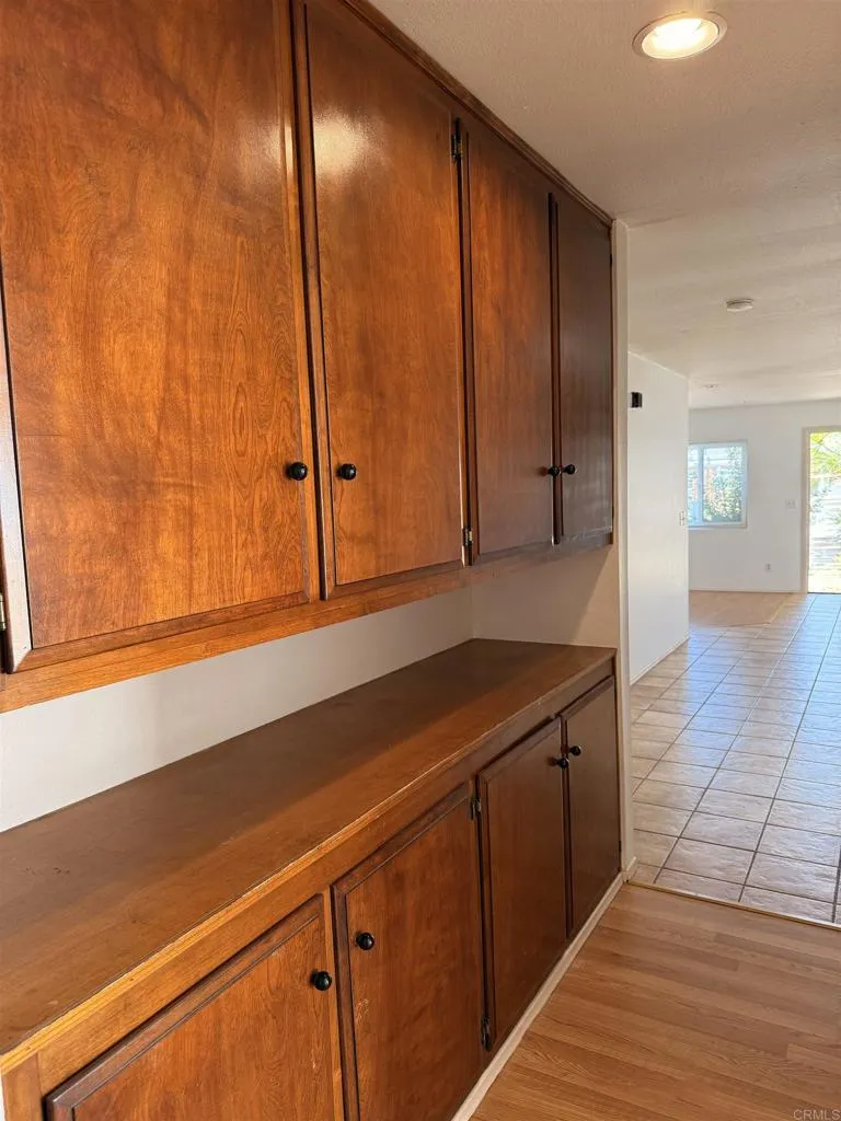 https://cdn.realtyfeed.com/cdn/127/306685562/1d21bcd8105f0adb77d2785373383476.webp