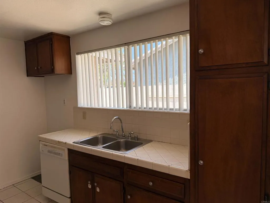 https://cdn.realtyfeed.com/cdn/127/306685562/58cbc6e58026a328a29227919419fc29.webp