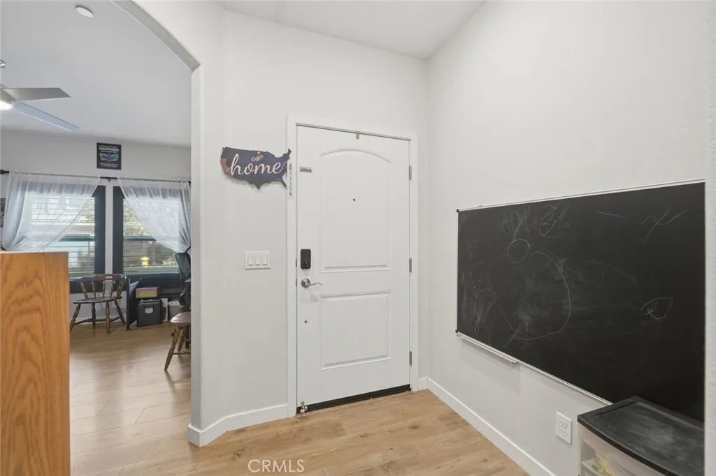 https://cdn.realtyfeed.com/cdn/127/306685586/7dd5d78ffbca3f9c5f54cc8092b5297b.webp